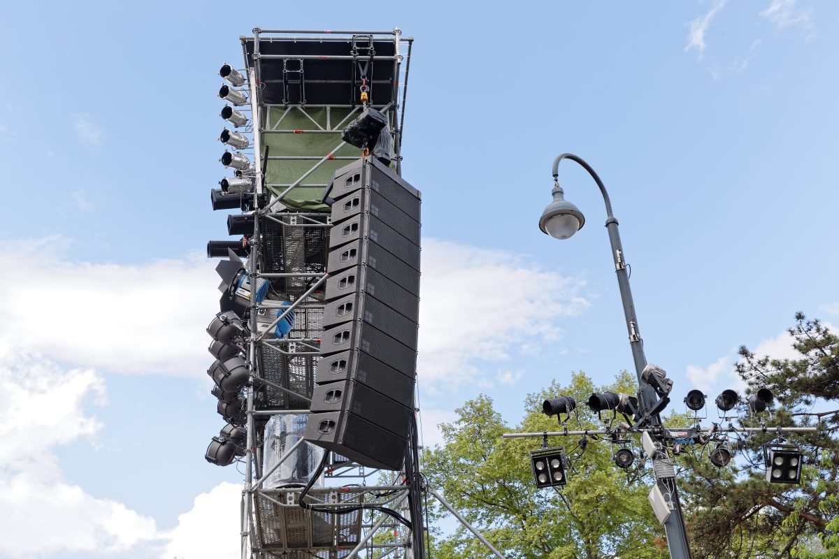 Seria Y Line Array